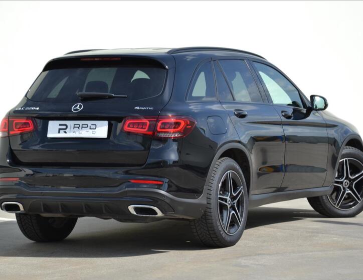 Mercedes-Benz GLC 2