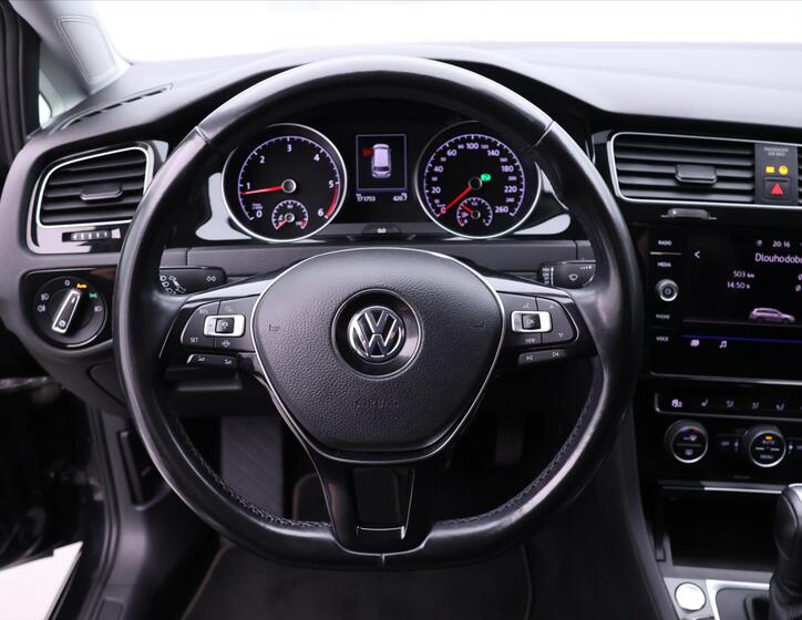 Volkswagen Golf 18