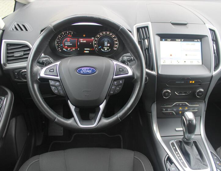 Ford S-MAX 14