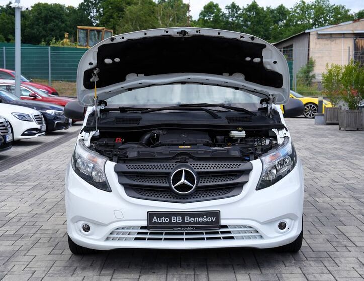 Mercedes-Benz Vito 10
