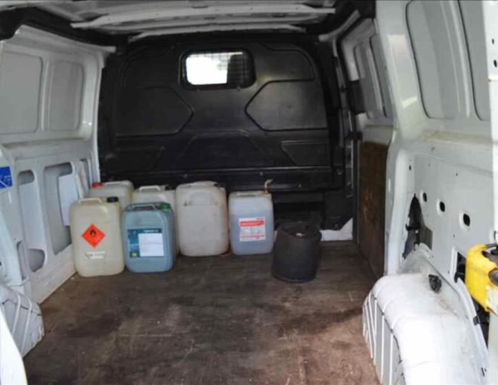 Ford Transit 19