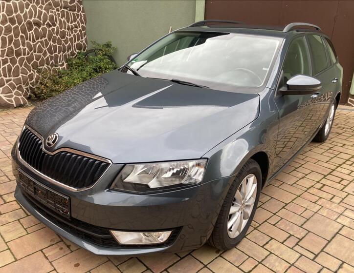 Škoda Octavia 1