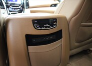 Cadillac Escalade 27