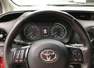 Toyota Yaris 9
