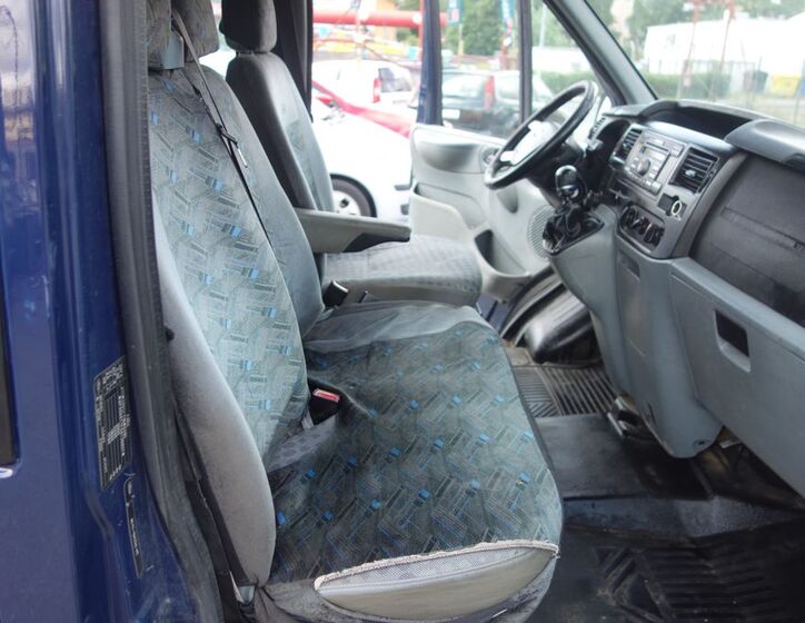 Ford Transit 12