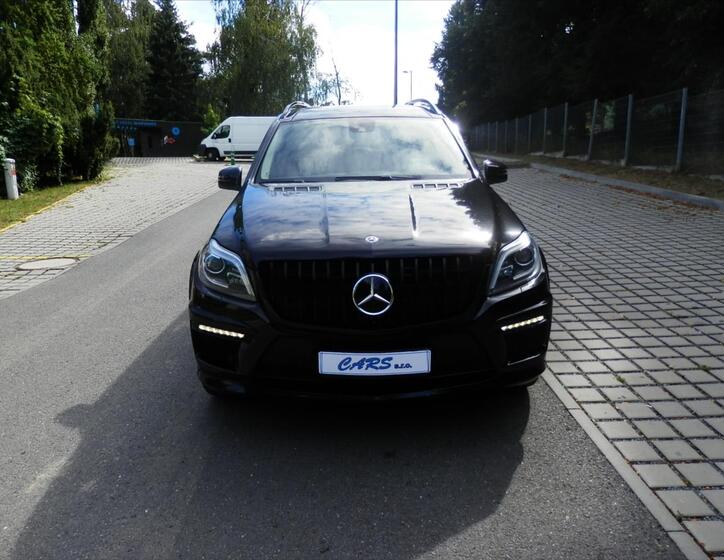Mercedes-Benz GL 3