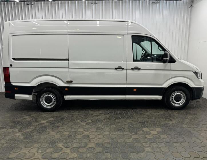 Volkswagen Crafter 10