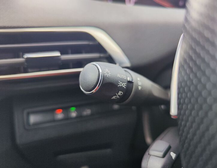 Peugeot 5008 32