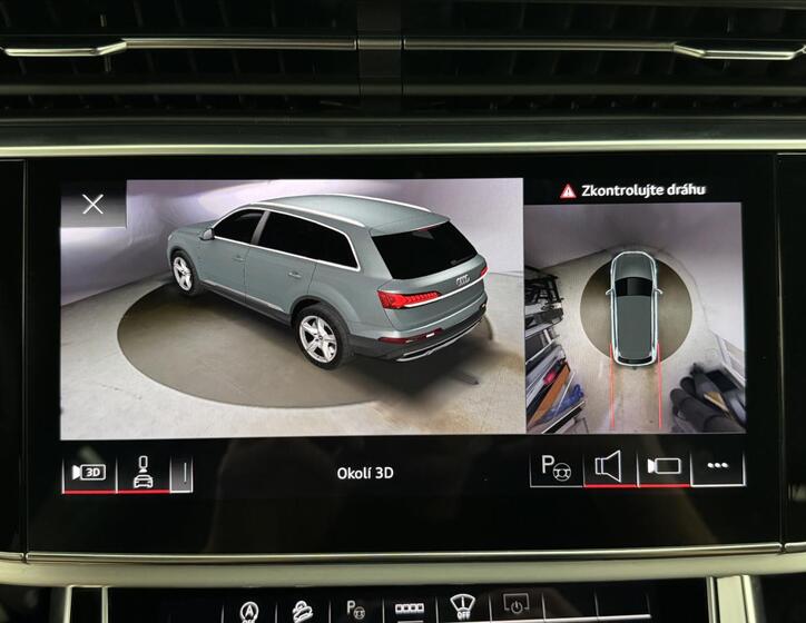 Audi Q7 29