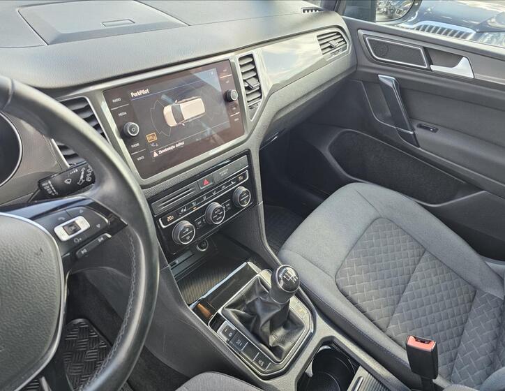 Volkswagen Golf Sportsvan 12