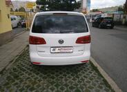 Volkswagen Touran 5