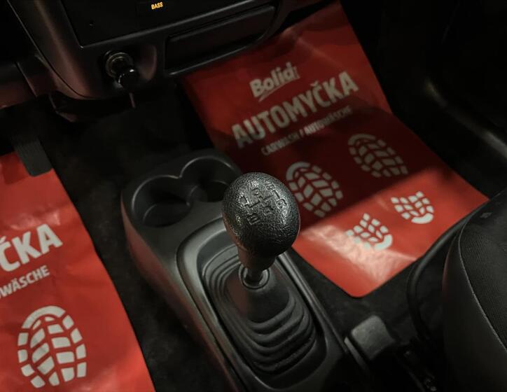 Opel Agila 19