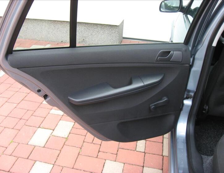Škoda Fabia 15