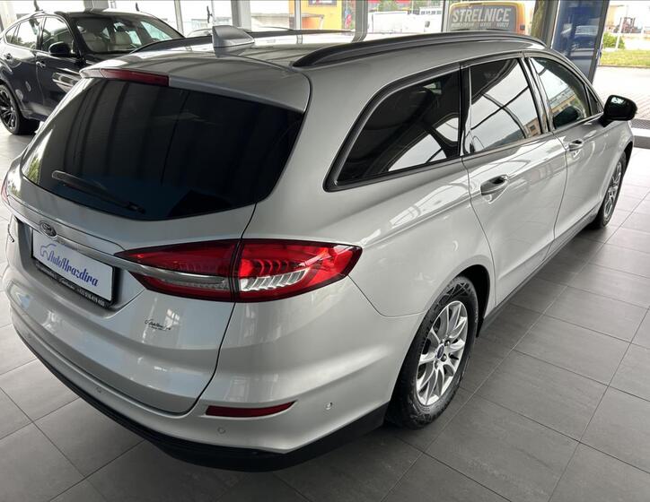 Ford Mondeo 5
