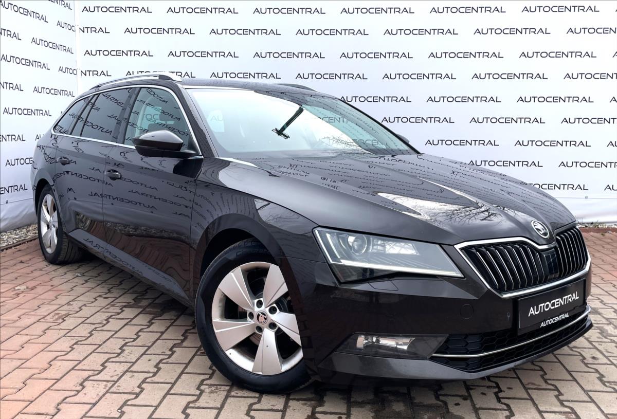 Škoda Superb
