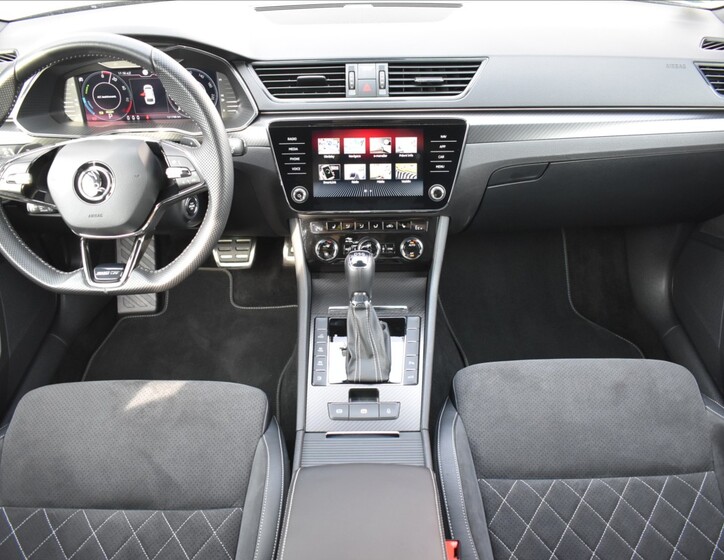 Škoda Superb 15