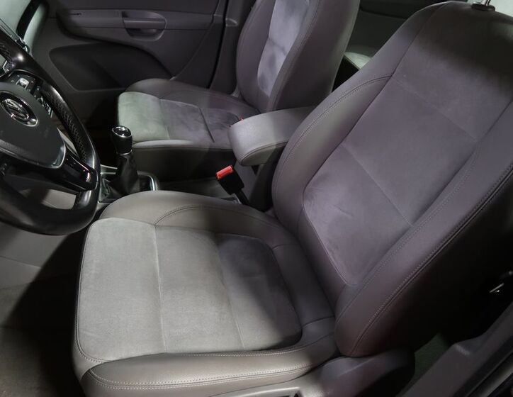 Volkswagen Sharan 9