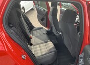 Volkswagen Golf 17