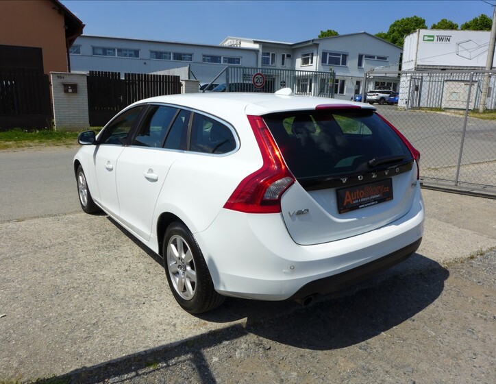 Volvo V60 8
