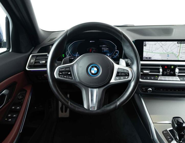 BMW Řada 3 13