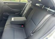 Toyota Avensis 41
