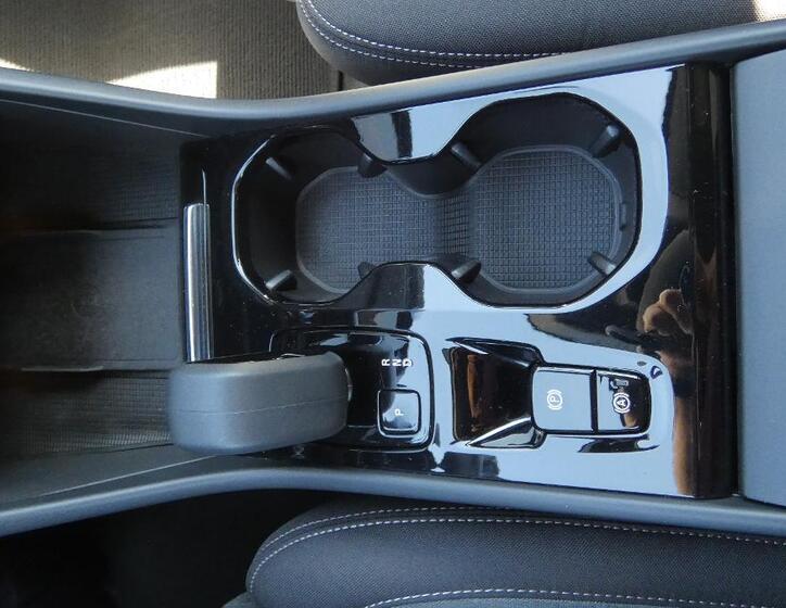 Volvo XC40 17