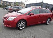 Toyota Avensis 2