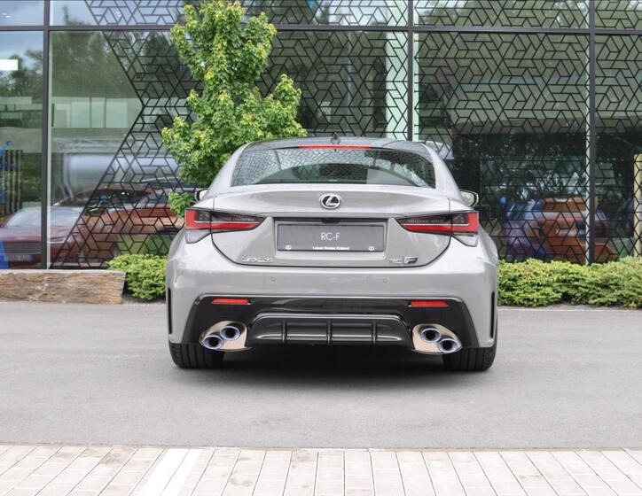Lexus RC F 13