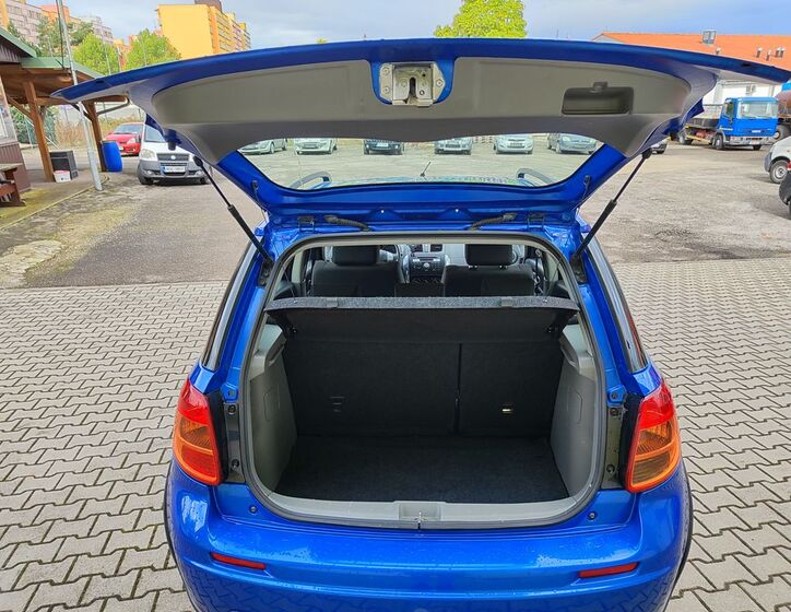 Suzuki SX4 15