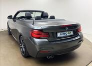 BMW Řada 2 6