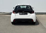 Toyota Yaris 5