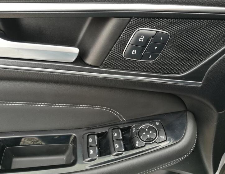 Ford Galaxy 14