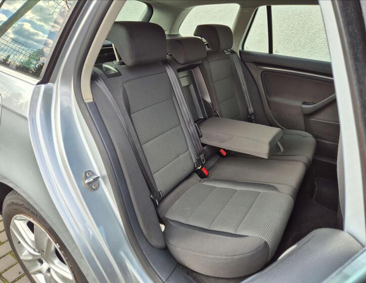 Volkswagen Golf 19