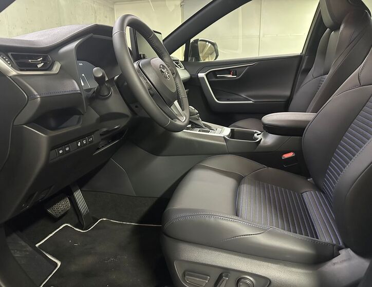 Toyota RAV4 9