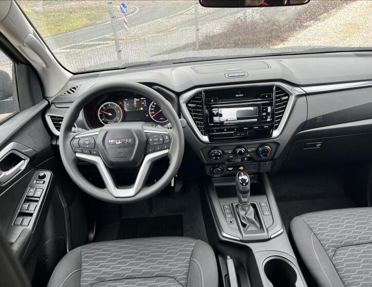 Isuzu D-Max 14