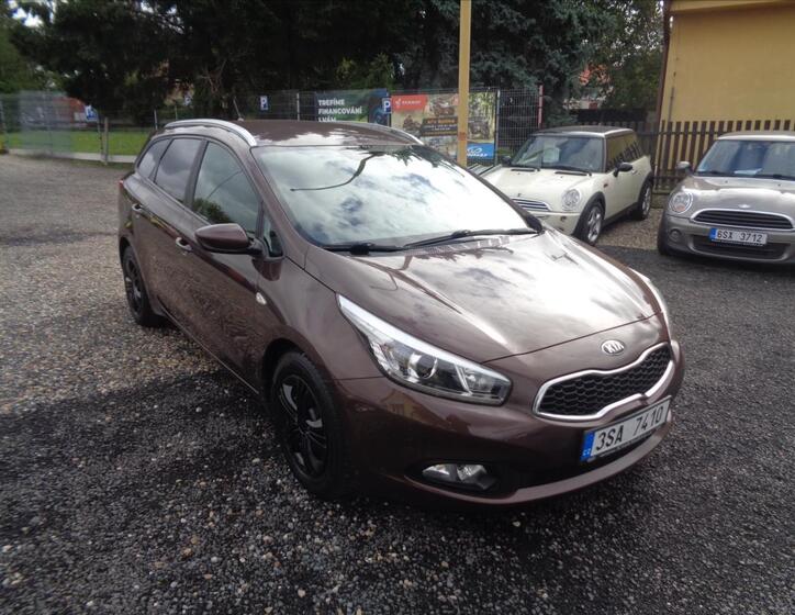 KIA Ceed 1