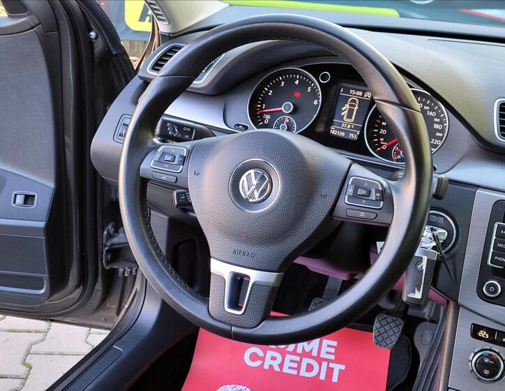 Volkswagen Passat 36
