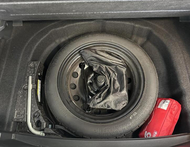 Volkswagen Golf 32