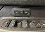 Toyota Land Cruiser 12