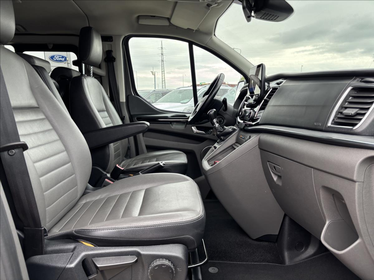 Ford Tourneo Custom