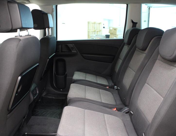 Volkswagen Sharan 14