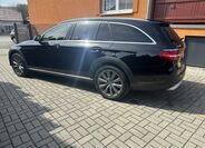 Mercedes-Benz Třídy E 8