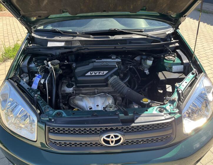 Toyota RAV4 21