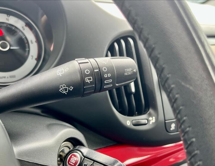 Fiat 500L 23