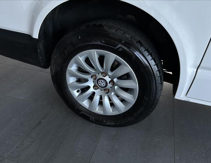 Volkswagen Transporter 22