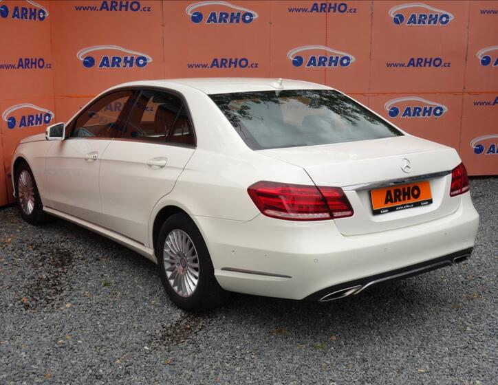 Mercedes-Benz Třídy E 5