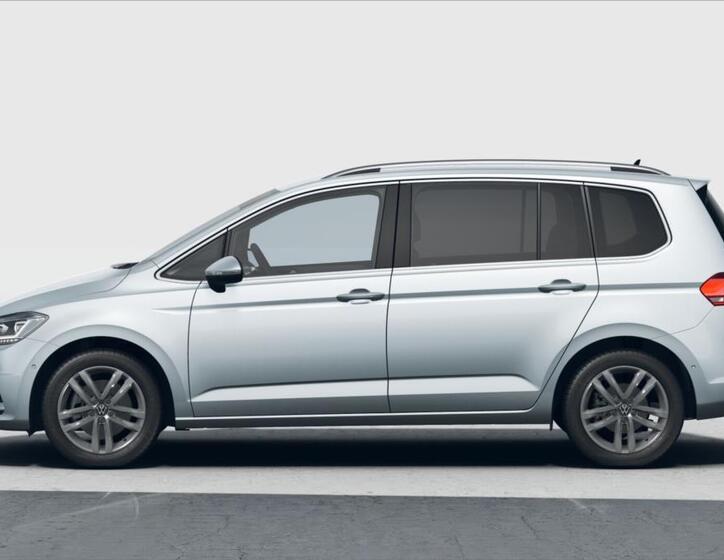 Volkswagen Touran 4