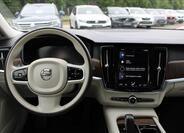 Volvo V90 13