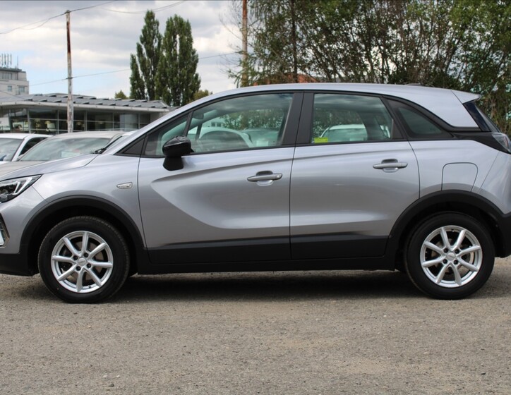 Opel Crossland 8