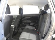 Mitsubishi Outlander 7